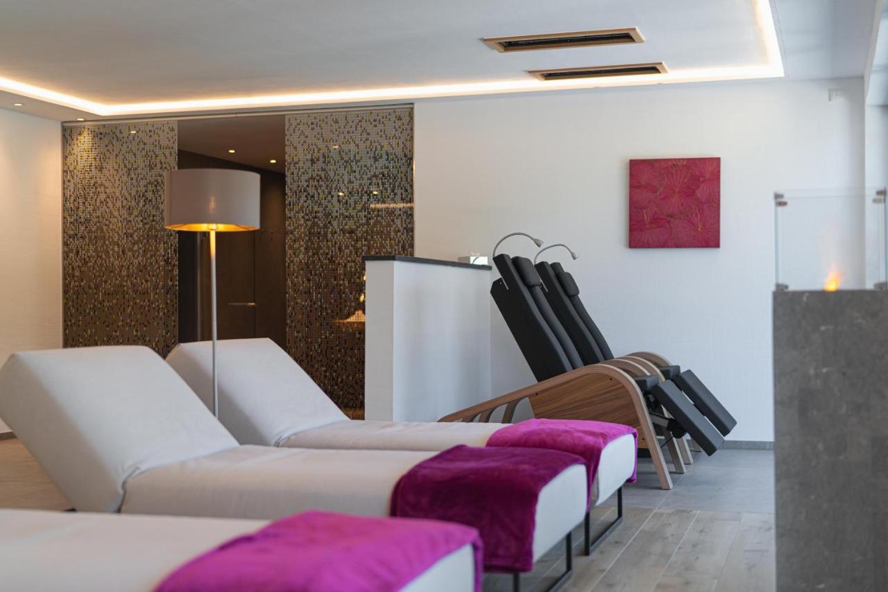 Hotel Lipmann "Am Klosterberg" バイルシュタイン エクステリア 写真