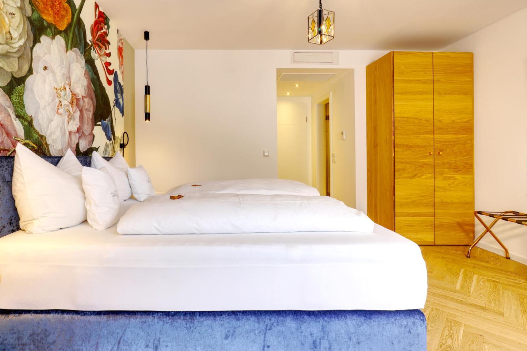Hotel Lipmann "Am Klosterberg" バイルシュタイン エクステリア 写真