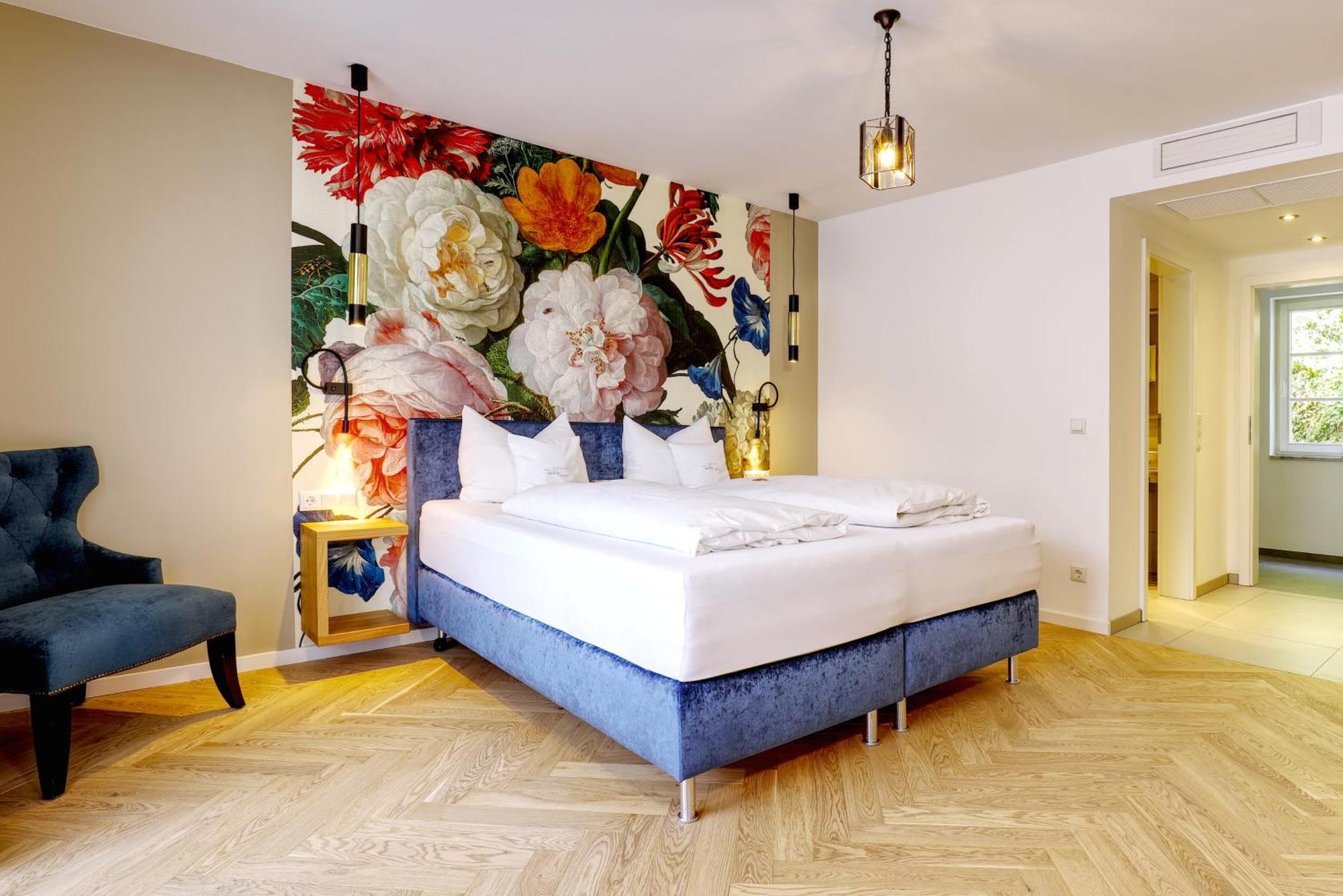 Hotel Lipmann "Am Klosterberg" バイルシュタイン エクステリア 写真
