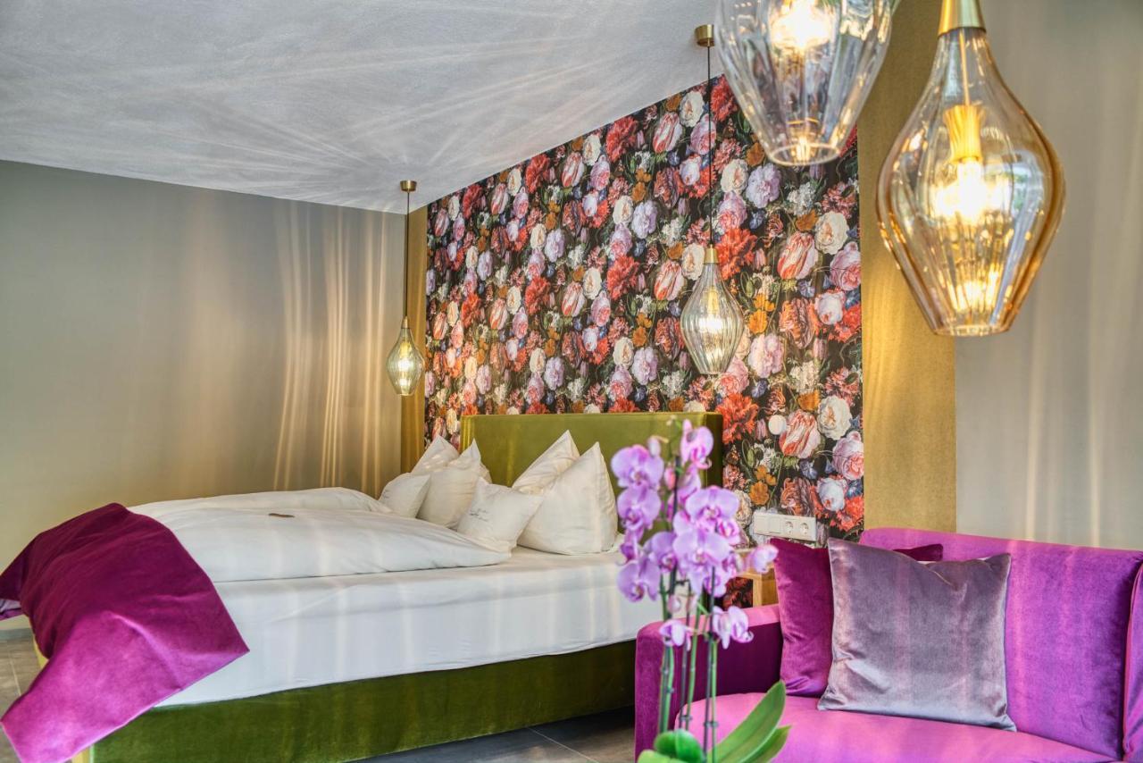 Hotel Lipmann "Am Klosterberg" バイルシュタイン エクステリア 写真