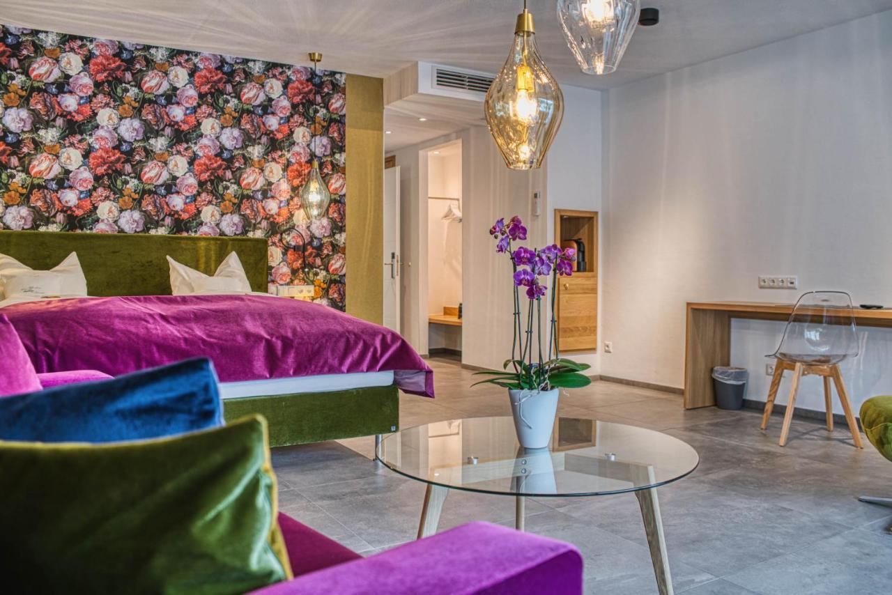Hotel Lipmann "Am Klosterberg" バイルシュタイン エクステリア 写真